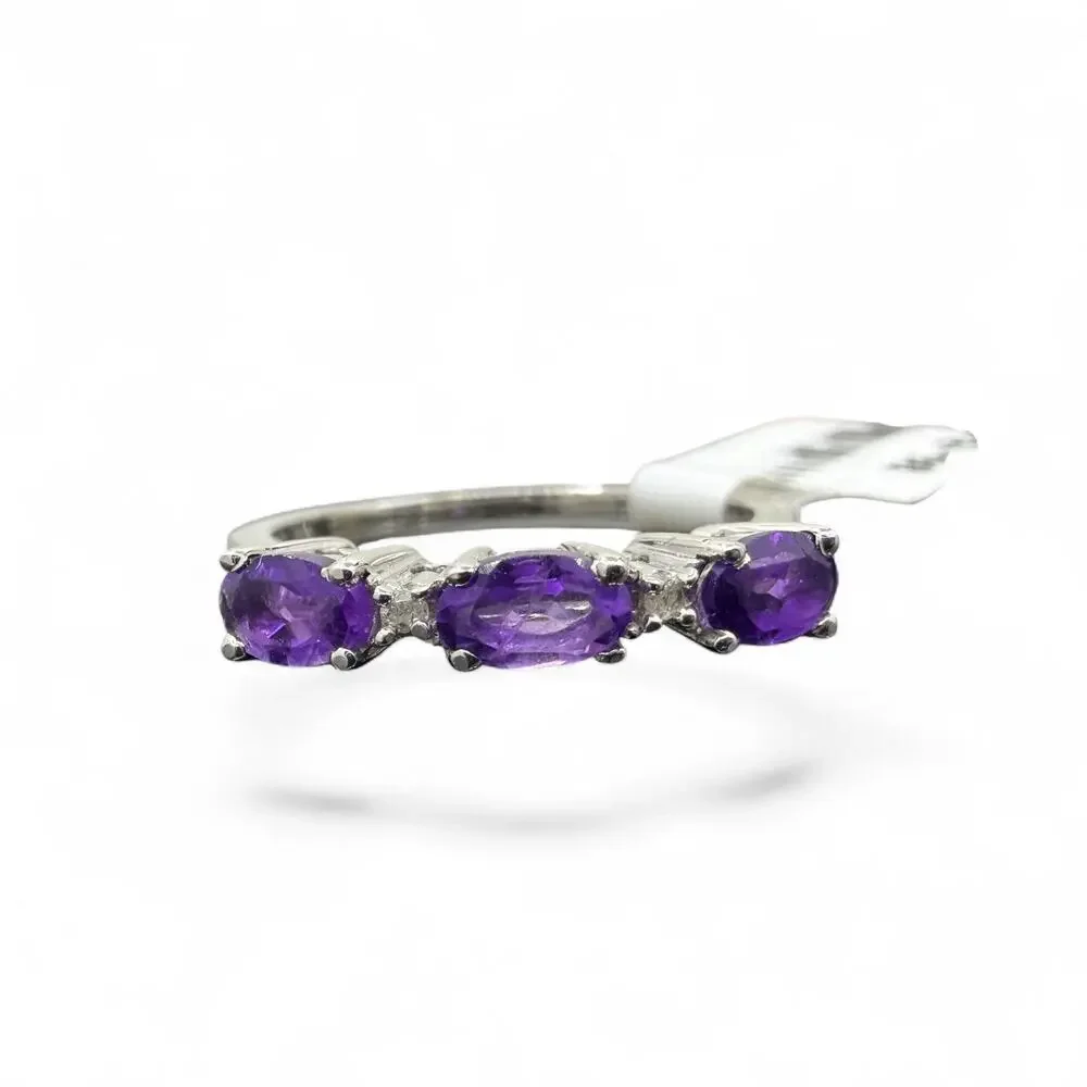 3 Stone Amethyst Diamond Ring Band 925 Sterling Silver
Size 7 - Journey Ring - Picture 1 of 8